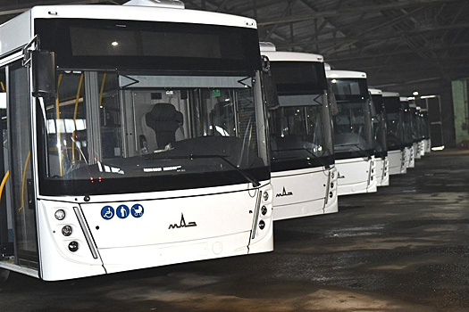 Новый автобус № 345 в первый день работы попал в ДТП в Новокузнецке