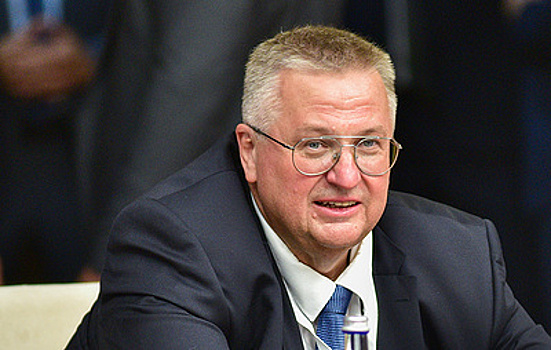 Оверчук: Россия поддерживает Армению в заключении соглашений с Азербайджаном