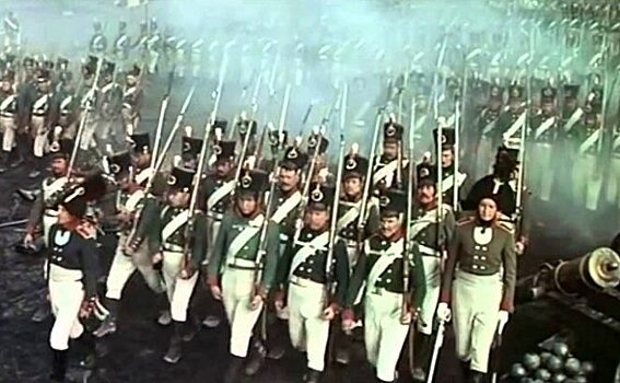 Почему раньше русские солдаты воевали в белых лосинах