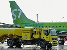 Самолет экстренно сел в Новосибирске из-за возгорания двигателей