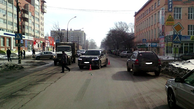 Внедорожник сбил женщину на зебре в Заречье