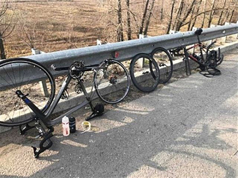 В Самарской области водитель сбил колонну велосипедистов