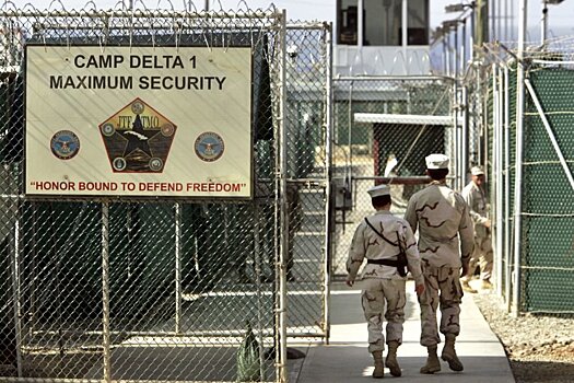 США оставят базу в Гуантанамо минимум на четверть века