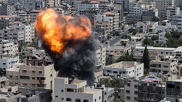 Израильские военные наносят удары по сектору Газа