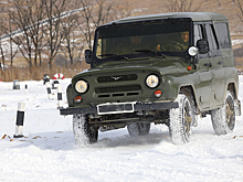Водители разведывательных подразделений ВВО в Забайкалье совершенствуют навыки экстремального вождения