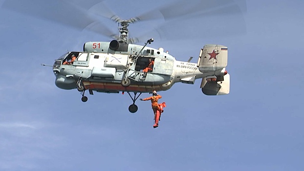 Вытащить потерпевших: как прошли российско-норвежские учения по спасению на арктических водах