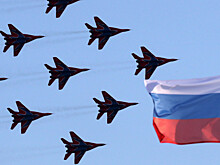 Абсолютный чемпион мира выступил на планере на МАКС-2021