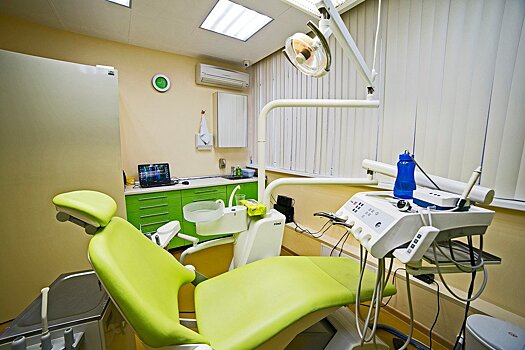 Житель Новосибирской области через суд требует от стоматологической клиники в Сочи 4 млн рублей