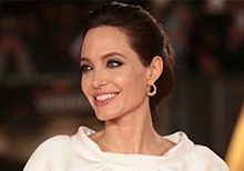 Анджелина Джоли отмечает день рождения