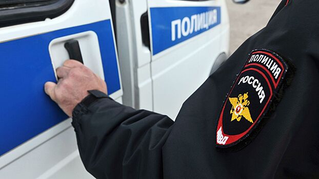 Экс‑полицейского осудили на 4 года за взятку в Москве