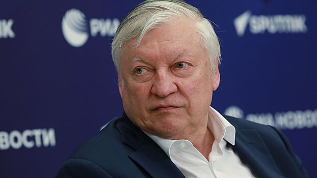 Карпов считает, что шахматист Карлсен зазнался