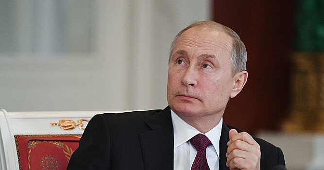 LIVE: Путин проводит совещание по ситуации с COVID-19 в стране