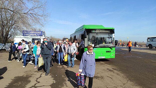 В Оренбурге в Радоницу работают 105 новых автобусов