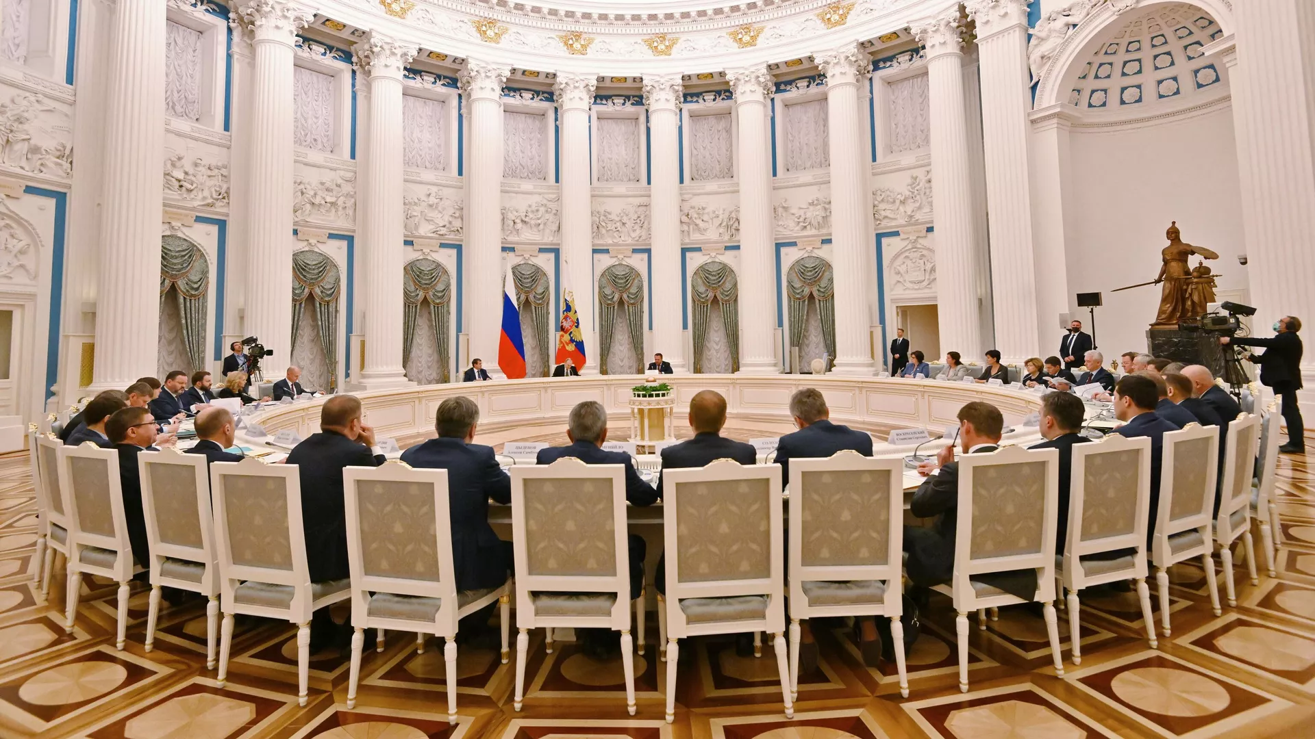 Путин провел заседание Государственного совета