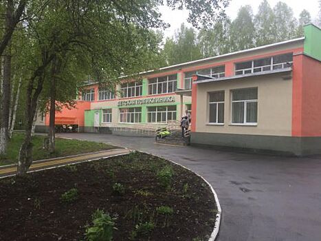 Нацпроект «Здравоохранение»: в Первоуральске открылась очередная «бережливая» поликлиника и современное стационарное паллиативное отделение