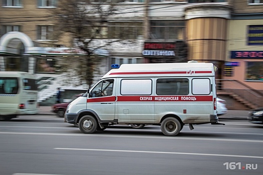 В центре Ростова в иномарке нашли раненного ножом мужчину