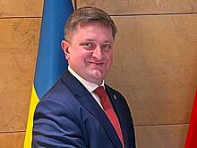 Украинский посол напомнил соотечественникам за рубежом о военной обязанности