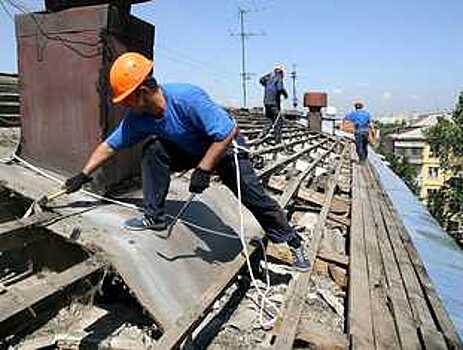Инвалиды по зрению из Сокола просят отремонтировать им годами протекающую крышу