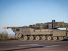Глава Минобороны Канады выложила кадры отправки первого канадского танка Leopard 2 на Украину