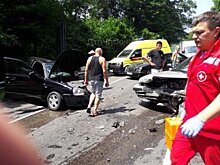 Два водителя погибли на встречке в лобовой аварии в Сочи