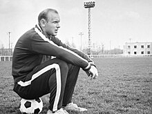 Ветераны "Торпедо" провели матч в честь 85-летия со дня рождения Эдуарда Стрельцова