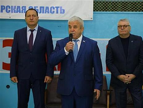 Новокуйбышевск принимает международный волейбольный турнир "Память"