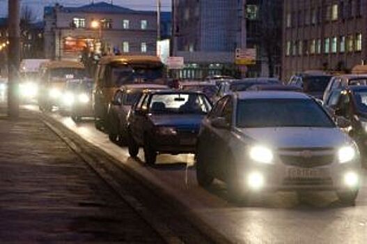 В Омске на улице Пушкина изменили схему движения транспорта