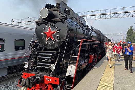 На БАМе прошла символическая стыковка поездов с востока и запада