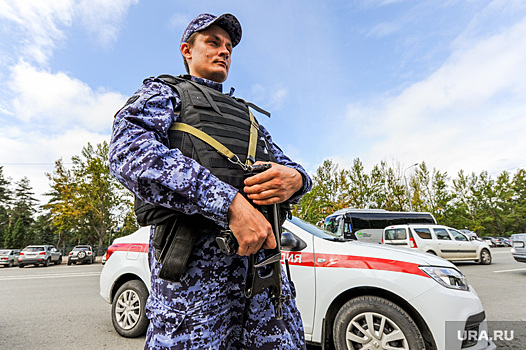 В Челябинске задержали эксгибициониста, который пугал прохожих