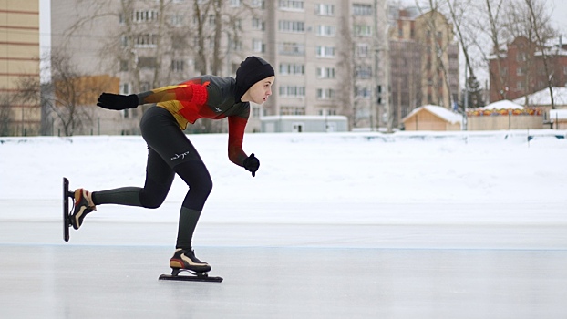 Более 150 конькобежцев со всей страны тренируются на ст. «Локомотив» перед началом всероссийских стартов в Вологде