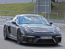 Porsche 718 Cayman GT4 прибывает в Гудвуд