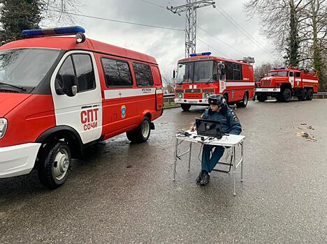 МЧС продолжают оказывать помощь на дорогах в связи с непогодой на территории Кубани