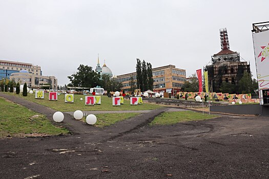 Площадку фестиваля «Лето на полугоре» выровняли фрезератом