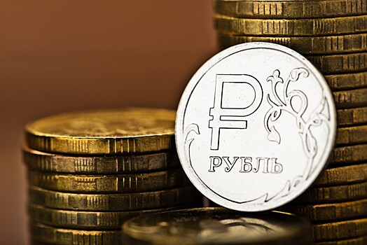 Эксперты предсказали «рукотворную девальвацию» в России