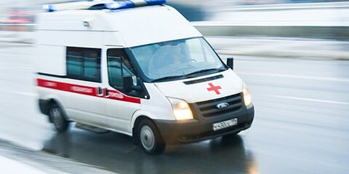 Автомобиль сбил двух человек в Южном Бутове