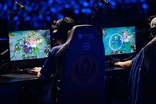 Riot Games отменит призовые фонды региональных лиг по League of Legends