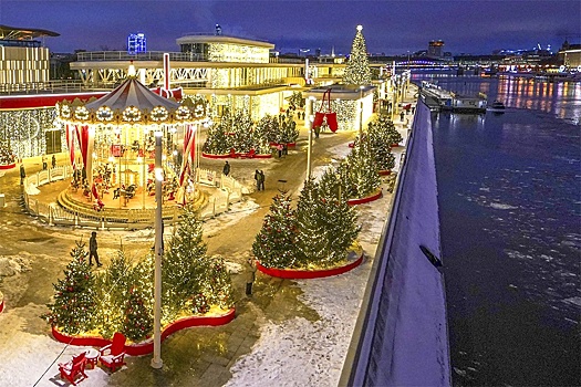 Чем зимой привлекают москвичей обновленные набережные