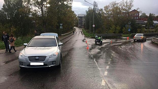 Мотоциклист пострадал в ДТП в Вологде