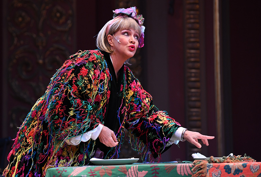 Актриса Проклова собралась в дом престарелых: Не хочу быть у мужа и дочерей на попечении