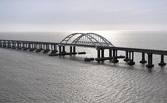 Посольство США на Украине возмущает, что Россия продолжает пользоваться Крымским мостом