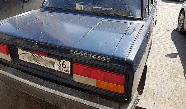 Воронежец без прав протаранил опору моста на ВАЗе: пассажир погиб