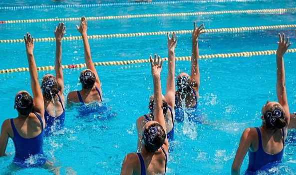 В Волгограде разыграли медали первенства области по синхронному плаванию