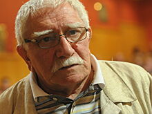 Вдову Джигарханяна могут выселить из квартиры