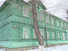 Курятники и конюшни. Как в воронежском райцентре выживают обитатели деревянного барака