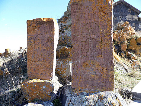 Патриарх Грузии гарантирует: армяне Гумбурдо получат долгожданный хачкар