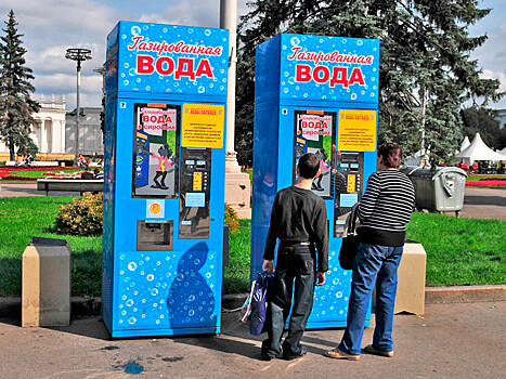 Доля трезвенников в России достигла 40%. Растет и вера в безвредность алкоголя