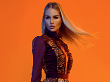 В лукбуке своей новой коллекции платьев Мария Погребняк выглядит стройнее, чем вторая модель