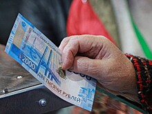 Недельные расходы россиян в марте стали рекордными