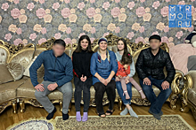 В Татарстане Полицейский Дед Мороз посетил многодетную семью
