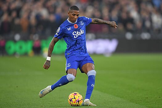 «Эвертон» объявил об уходе Янга, Беговича и Виржинии